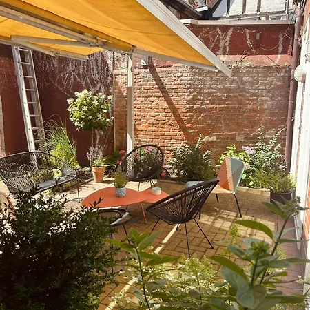 شقة Sleepart Black&white